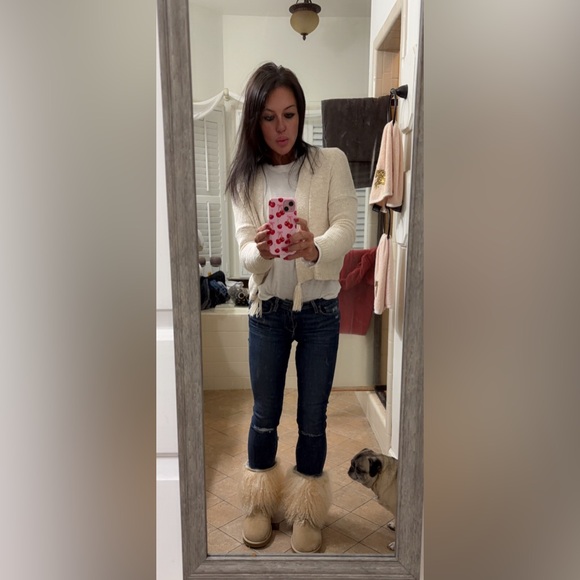 Meet your posher!💍🎀👑🐯💪💏 Top rated seller🏆🏅 - Picture 6 of 12